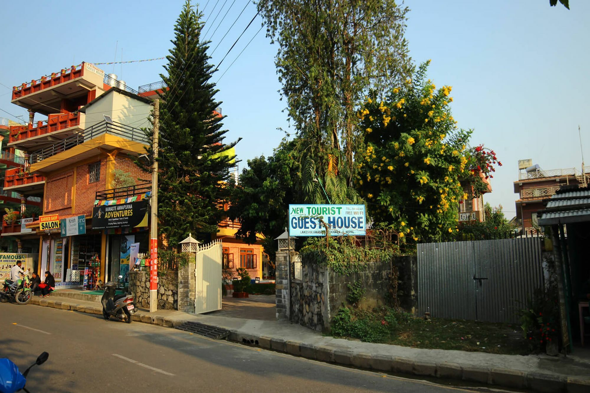 New Tourist Guest House Pokhara Eksteriør bilde